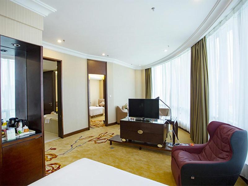 Vienna International Hotel Shenzhen Hua'Nan City Екстериор снимка