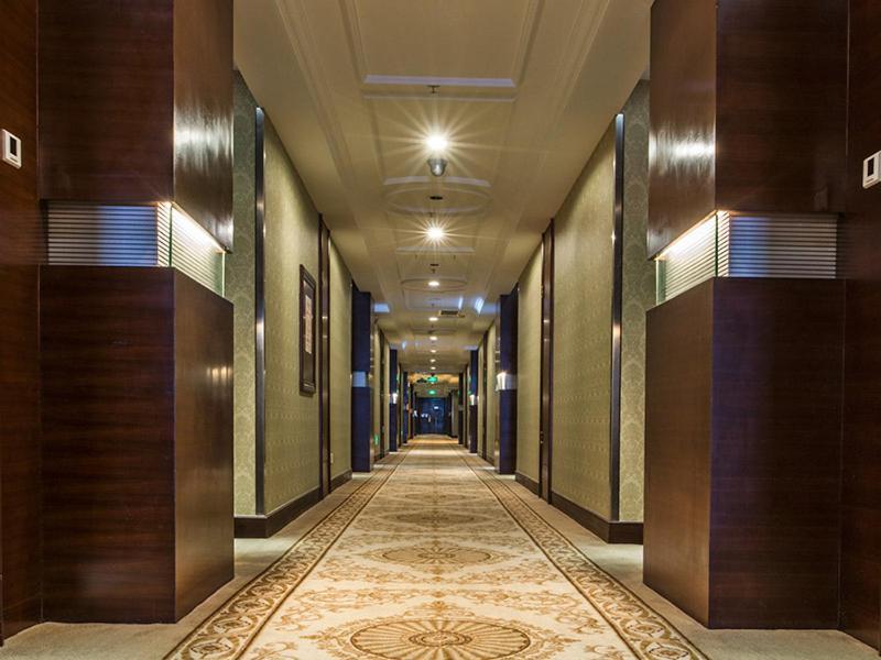 Vienna International Hotel Shenzhen Hua'Nan City Екстериор снимка